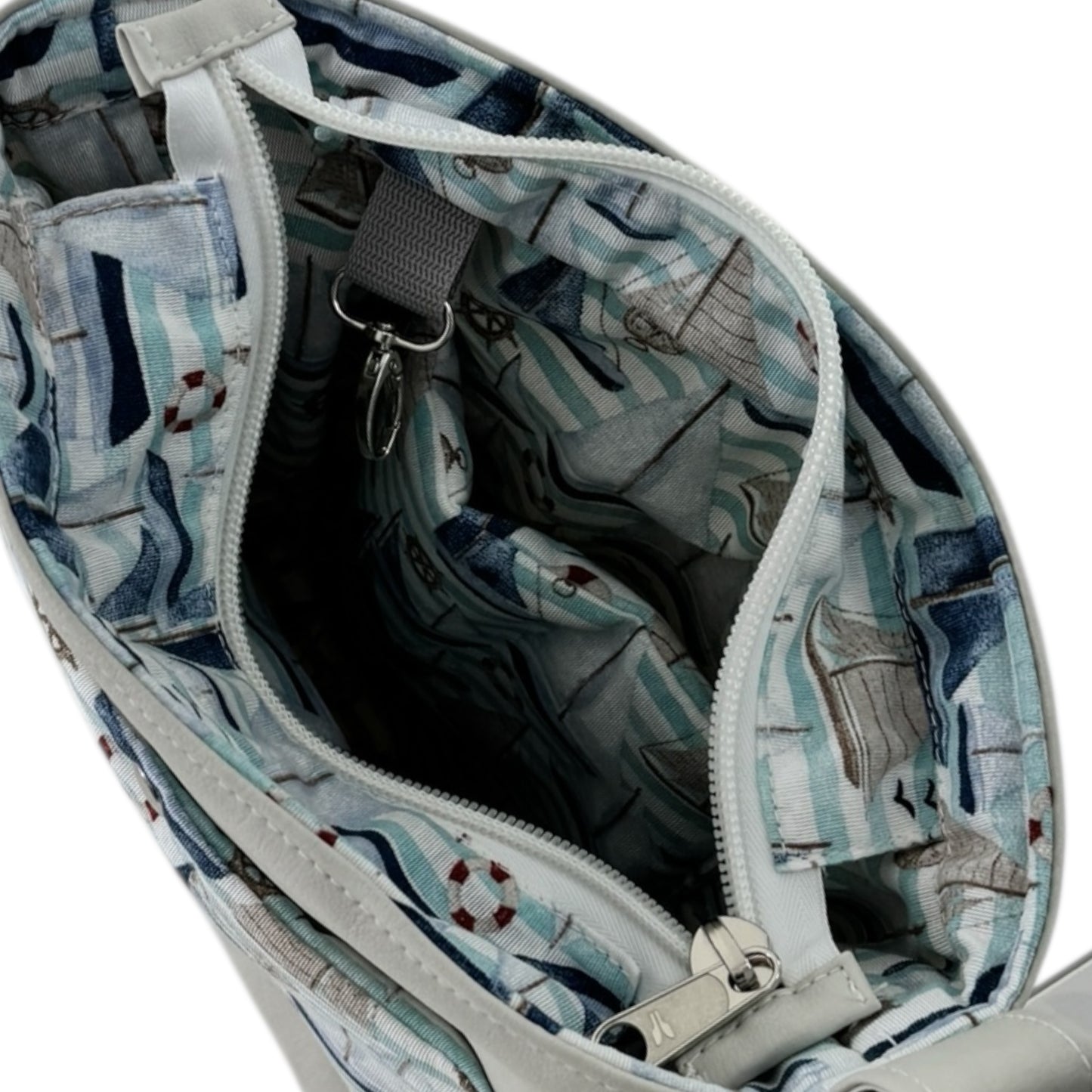 Shopper mit einem breiten Schulterträger, verlängerbar,
