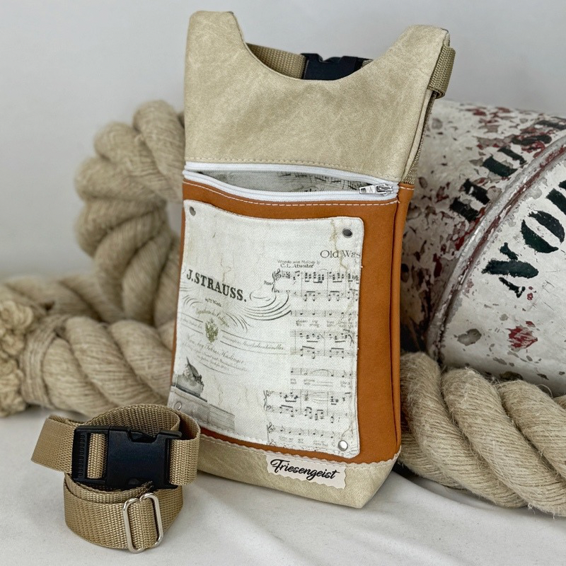 Gürteltasche, Mozart