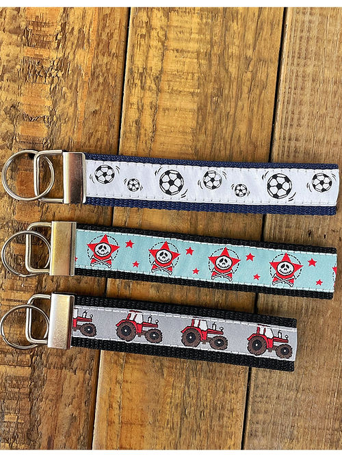 3erSet Schlüsselanhänger Fussball, Totenköpfe, Trecker