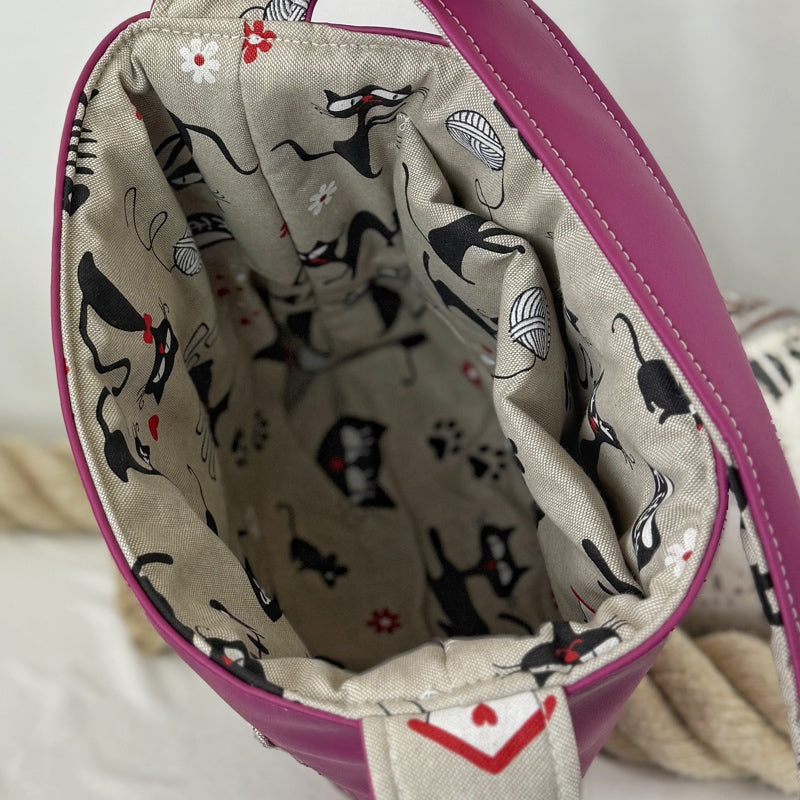 Einkaufsshopper mit einem breiten Schulterträger
