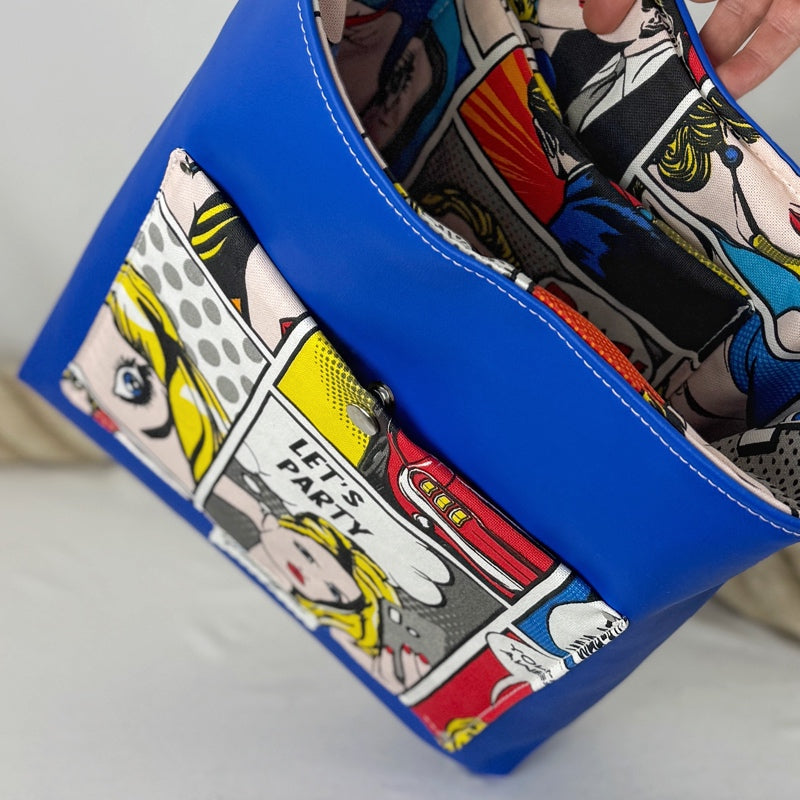 Einkaufsshopper mit einem breiten Schulterträger