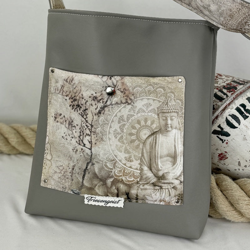 Einkaufsshopper mit einem breiten Schulterträger