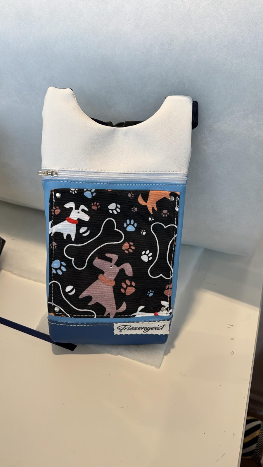 Gürteltasche, Claudia