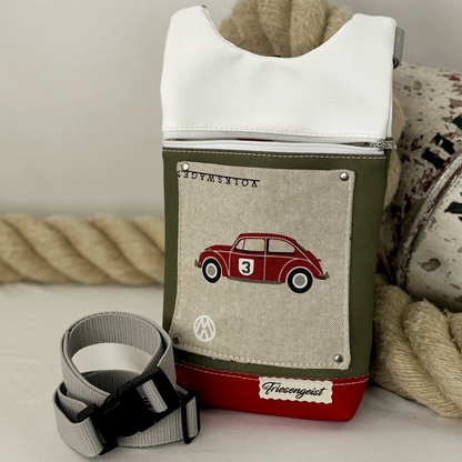 Gürteltasche, Christin