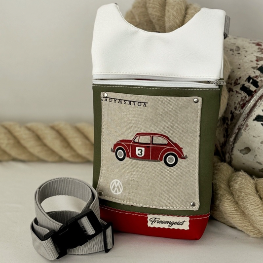 Gürteltasche, Christin