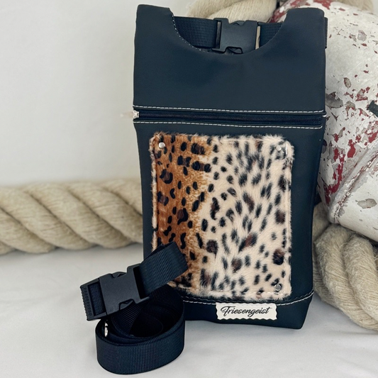 Gürteltasche, Laura