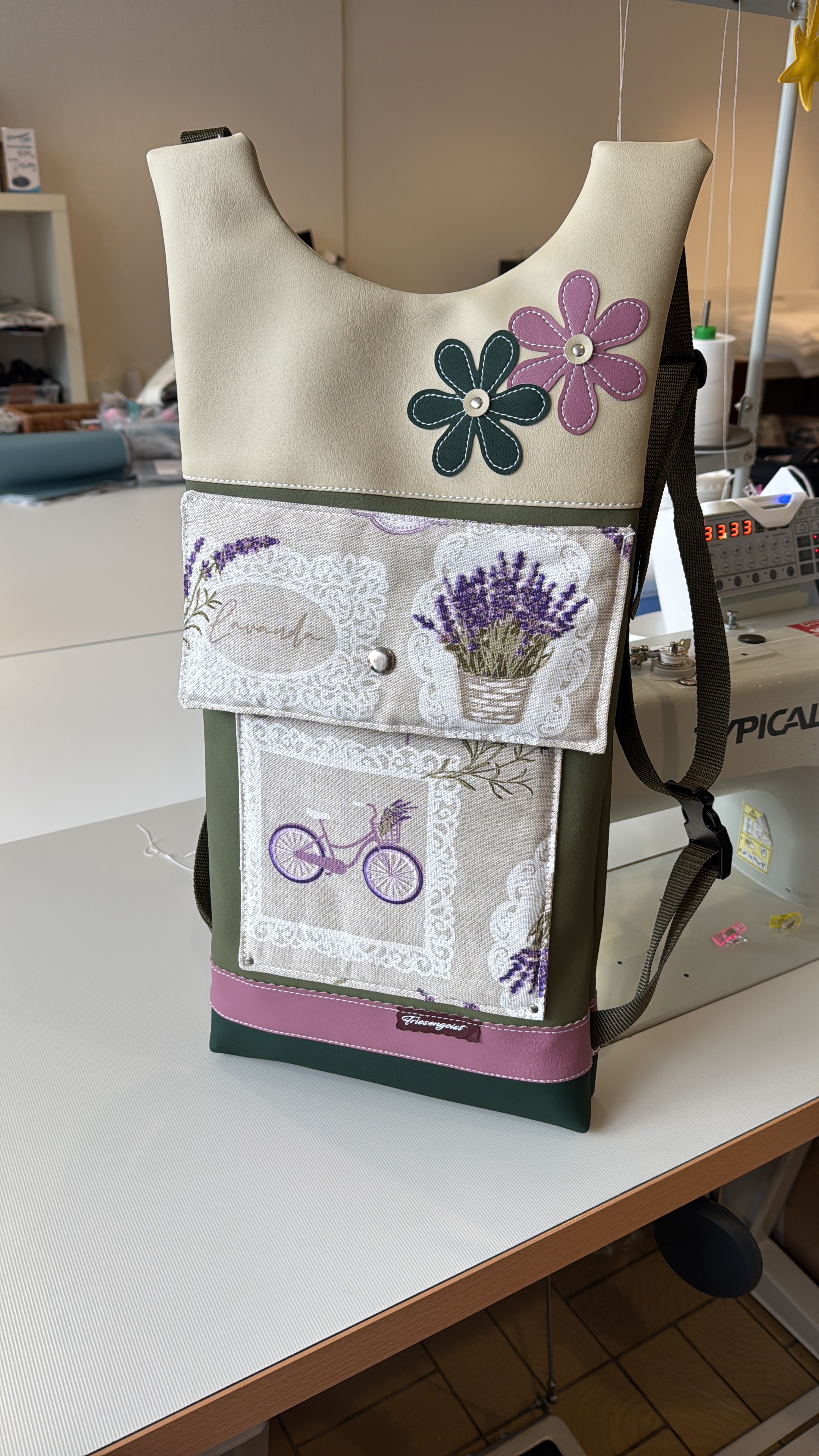Damen- und Herrenrucksack Regina